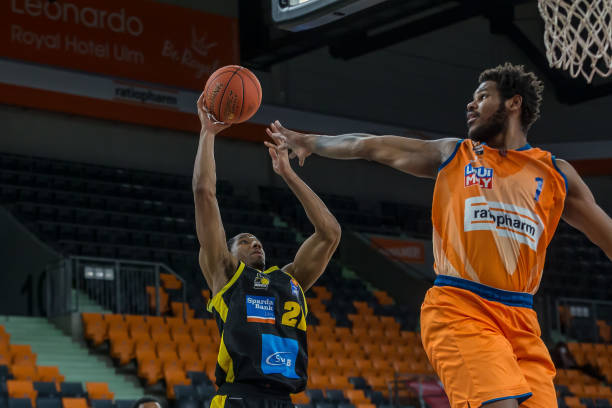 4号位的 4号位的