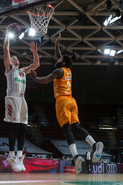 还与团队配 还与团队配