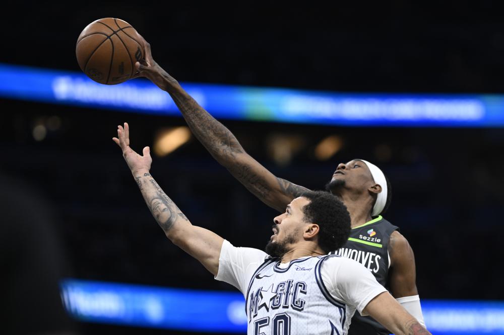 英媒曝热刺有意引进李刚仁 若有吸引力报价巴黎愿出售