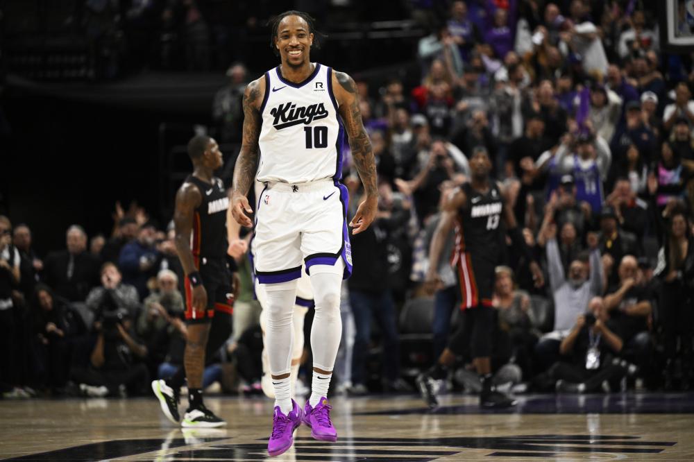 中场核心 中场核心